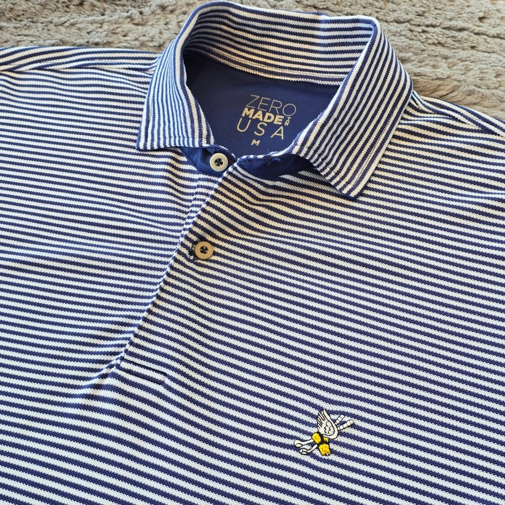 Zero Restriction Made in USA Mens Blue White Striped Golf Polo Shirt Medium Bee